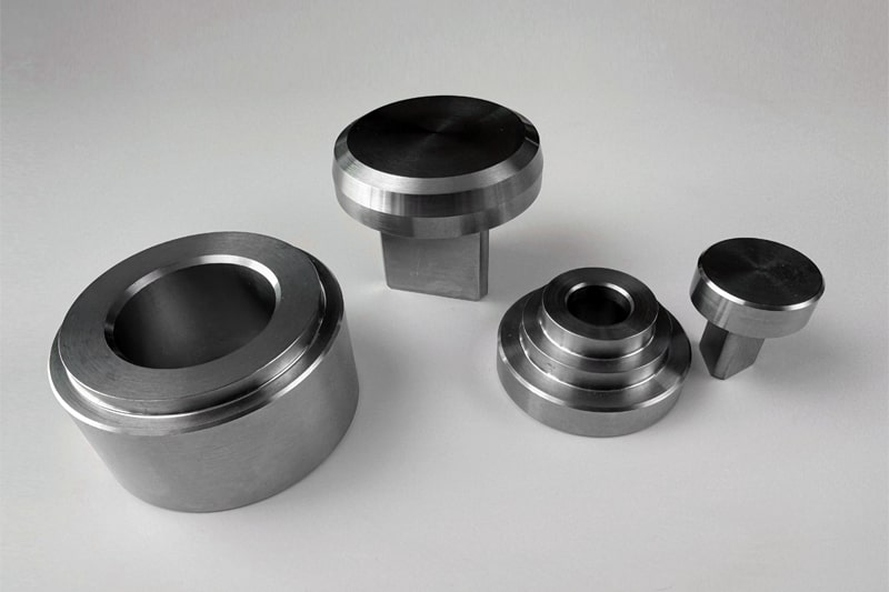 Homogenizing valves and seats